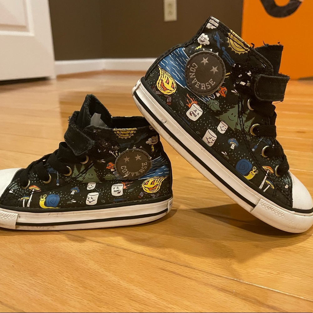 Converse camper toddler shoe size 9